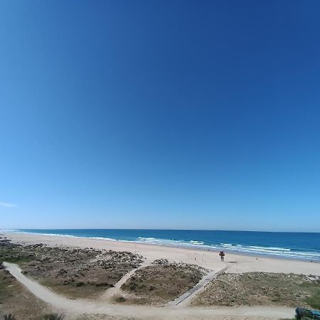 Apartamento Levante โกนิล เด ลาฟรอนเตรา ภายนอก รูปภาพ